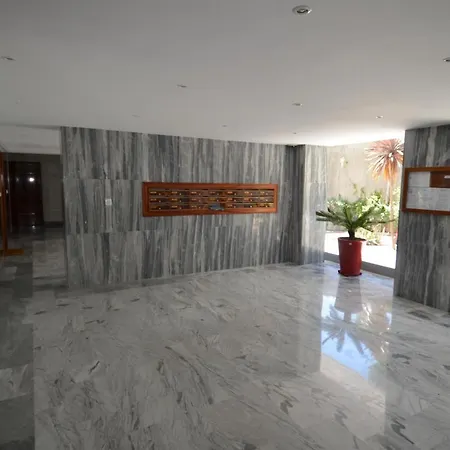 Exceptionnel Studio Vue Hauteurs De Апартаменты Ницца
