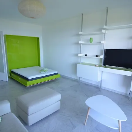 Exceptionnel Studio Vue Hauteurs De Апартаменты *